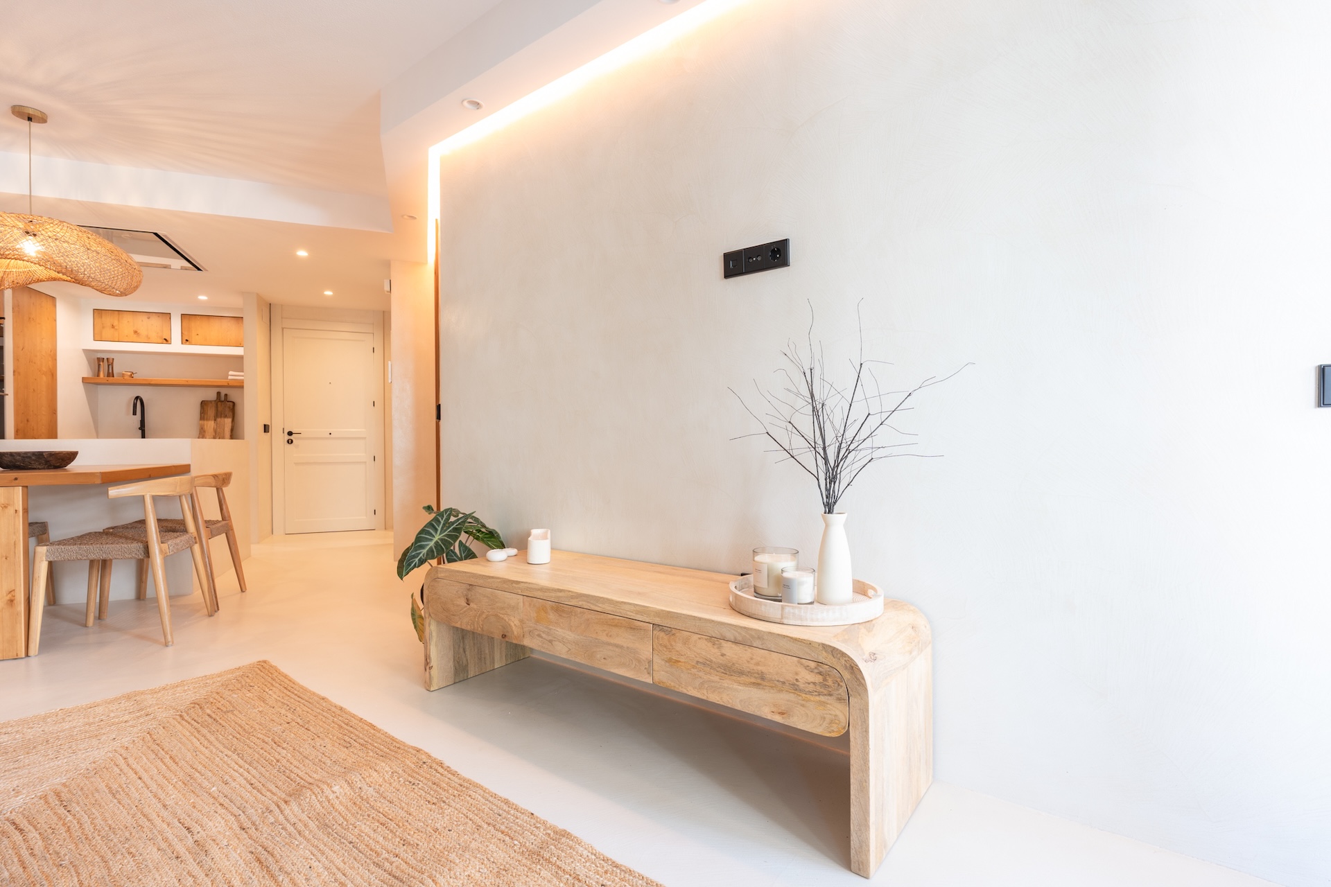 Resa Estates apartment for sale Botafoch Ibiza living 4.jpg